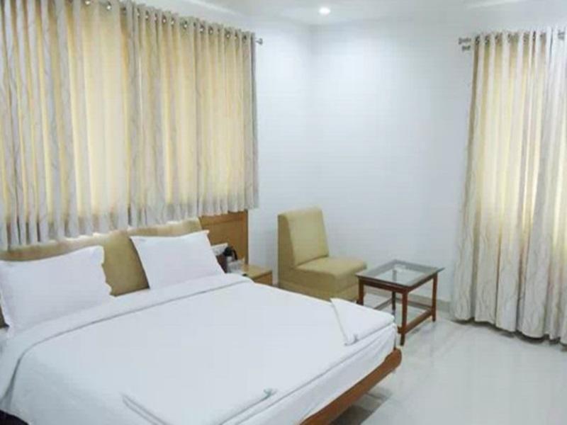 Fabhotel Syberitic Suites Gachibowli - Fully Vaccinated Staff Kondapur  Exterior photo