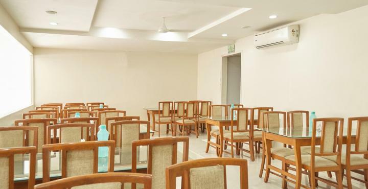 Fabhotel Syberitic Suites Gachibowli - Fully Vaccinated Staff Kondapur  Exterior photo